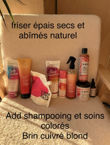 Routine cheveux frisés sec et abimés