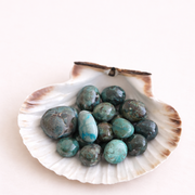 Chrysocolle roulée – Pierre naturelle apaisante & libératrice